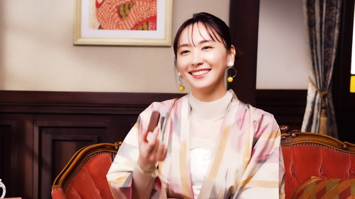 新垣結衣も驚愕！明治『生のとき』は新しすぎてチョコじゃない!? 不思議な生食感に注目！