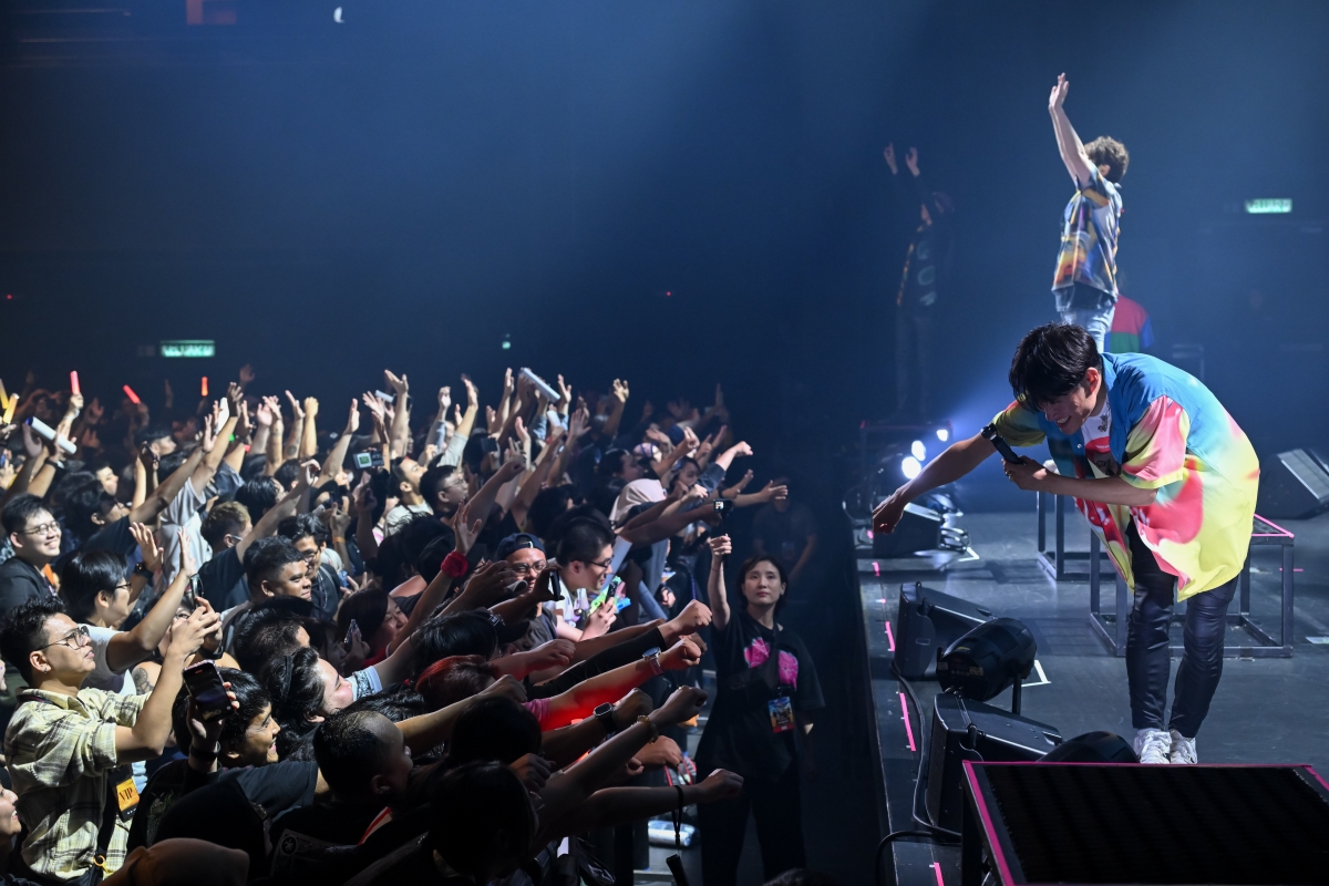 FLOWワールドツアーが終了！クアラルンプールで開催されたツアーファイナル公演の公式ライブレポートが到着！