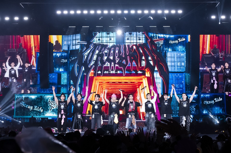 Stray Kids、初のスタジアム公演を完走！ 4日間で22万人を動員！「STAYが見守って支えてくれたからこそ、実現できた」