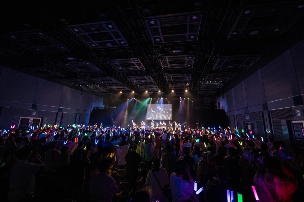 可憐なアイボリーがメジャーデビュー後初となる全国ツアーを完遂！代表曲やライブ定番曲に加えて新曲も披露4周年記念ライブのサプライズ発表も！
