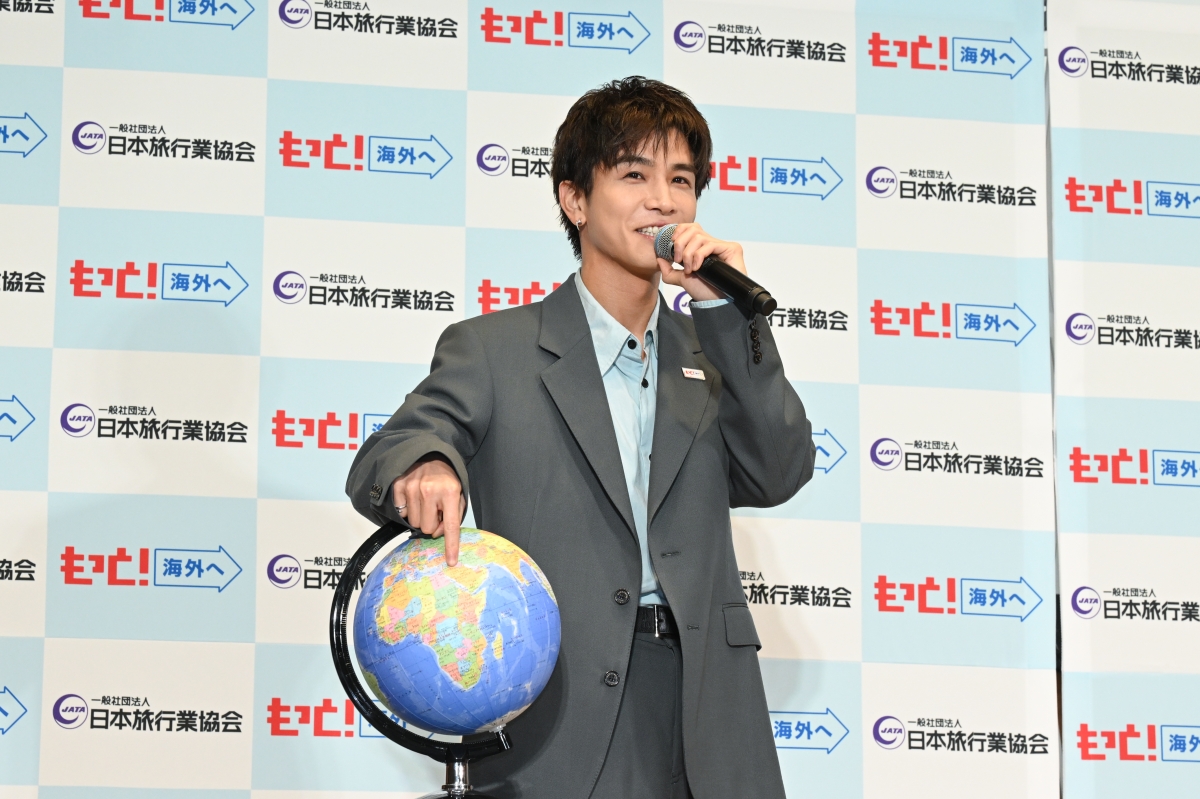 岩田剛典がJATA海外旅行アンバサダーに就任！ 母念願のパリ旅行をかなえる、感動の親孝行エピソードを披露！シンガポールでみたYOASOBIさんのポスターが刺激に10～20カ国を旅した岩田さんのおすすめ海外グルメとは？ 一緒に海外旅行に出かけるメンバーは？
