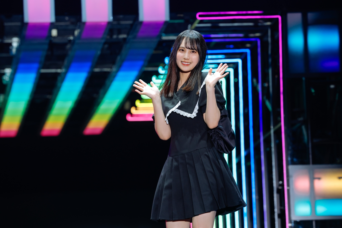 日向坂46の新メンバー10人が初パフォーマンスに挑んだ！ 個性あふれる特技と歌で、代々木を揺らす