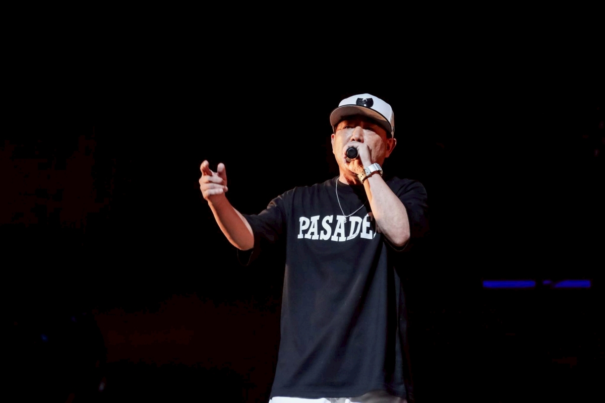 さかいゆう TOUR 2025 “PASADENA”盟友4組のゲストアーティストが出演した圧巻のツアーファイナルをレポート