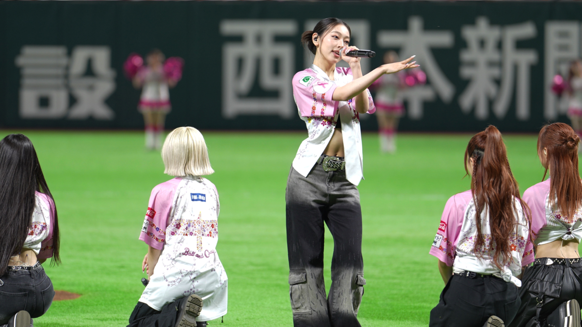ELSEE、ソフトバンクホークス『ピンクフルデー2025』でのライブパフォーマンス映像公開。ホークス愛溢れる公式応援歌をサンプリングしたダンスパフォーマンスは必見! 7 ELSEE、ソフトバンクホークス『ピンクフルデー2025』でのライブパフォーマンス映像公開。ホークス愛溢れる公式応援歌をサンプリングしたダンスパフォーマンスは必見!