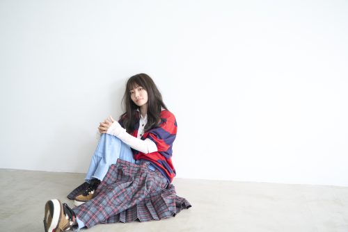 シンガーソングライター “みさき”デビュー曲「あやふや」の、ライブパフォーマンスMVを6月25日（水）にプレミア公開！公開直前19:40からはTikTokでトーク生配信も決定！