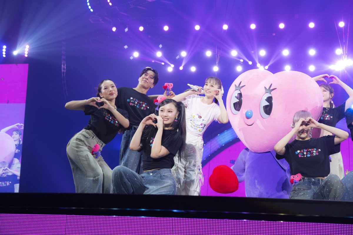 西野カナ 2018年以来およそ7年ぶり、のべ13万人動員の全国アリーナツアーの追加公演をさいたまスーパーアリーナで開催! 12月のKアリーナ横浜でのクリスマス公演をサプライズ発表! 未発表の新曲「マジカルスターシャインメイクアップ☆」も披露! 7月23日(水)配信リリース決定! 8 西野カナ 2018年以来およそ7年ぶり、のべ13万人動員の全国アリーナツアーの追加公演をさいたまスーパーアリーナで開催! 12月のKアリーナ横浜でのクリスマス公演をサプライズ発表! 未発表の新曲「マジカルスターシャインメイクアップ☆」も披露! 7月23日(水)配信リリース決定!