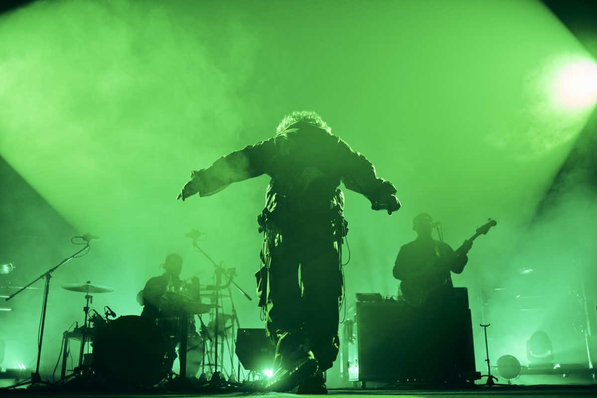 Vaundy 全28公演ソールドアウトのホールツアー初日のライブレポートが到着！MCにて来年のドームツアー追加公演を発表！