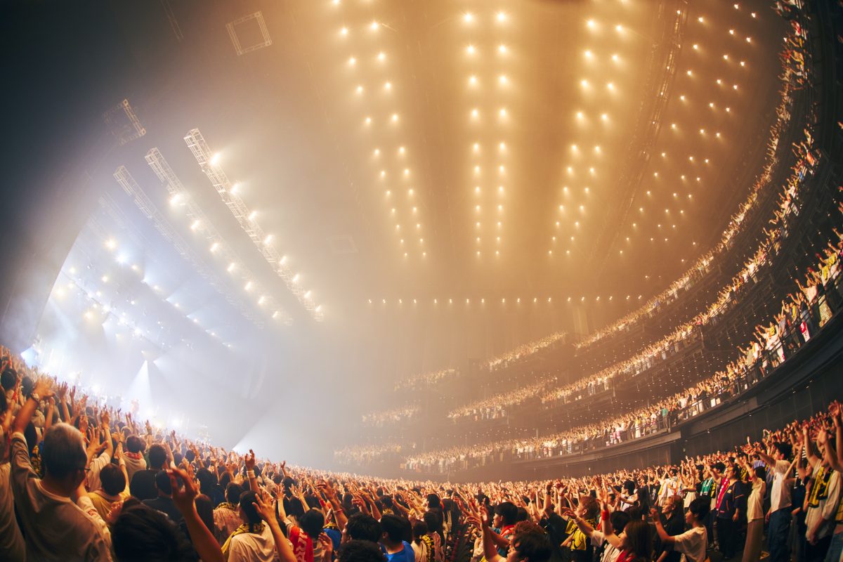 Vaundy 全28公演ソールドアウトのホールツアー初日のライブレポートが到着！MCにて来年のドームツアー追加公演を発表！