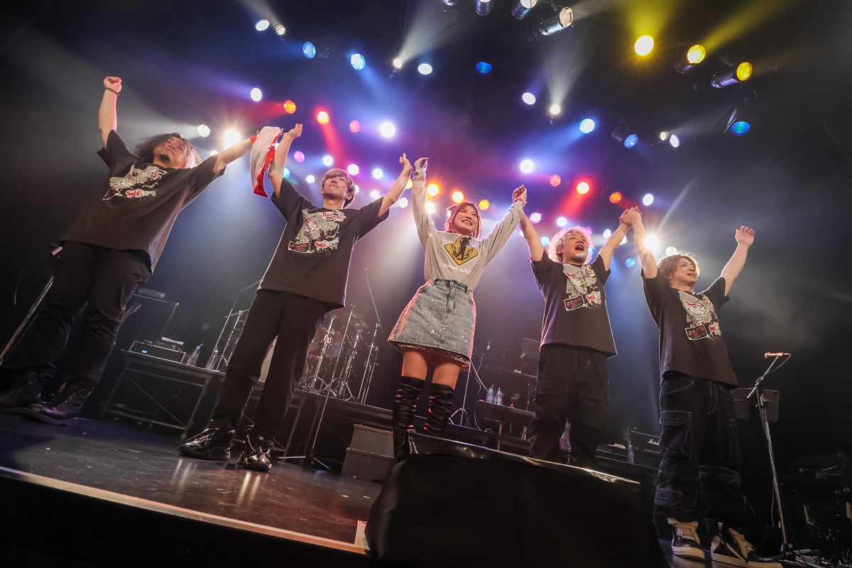 鈴木このみ ヒトリタビツアー "Returns"全15公演と、ミンナタビツアー2公演が全公演SOLD OUTで完走！2026年1月に全曲アニソンによるスペシャルワンマン『鈴木このみ Live 2026 ～Anison Collection～』開催決定！