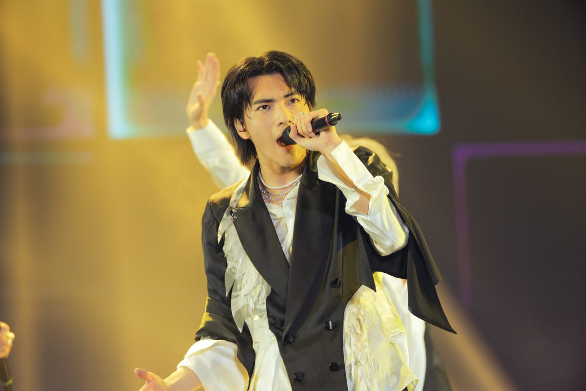 原因は自分にある。が自身最大規模となるアリーナ公演2デイズを敢行！“序・破・急”の急展開で2万人を熱狂させた唯一無二の革命的戯曲