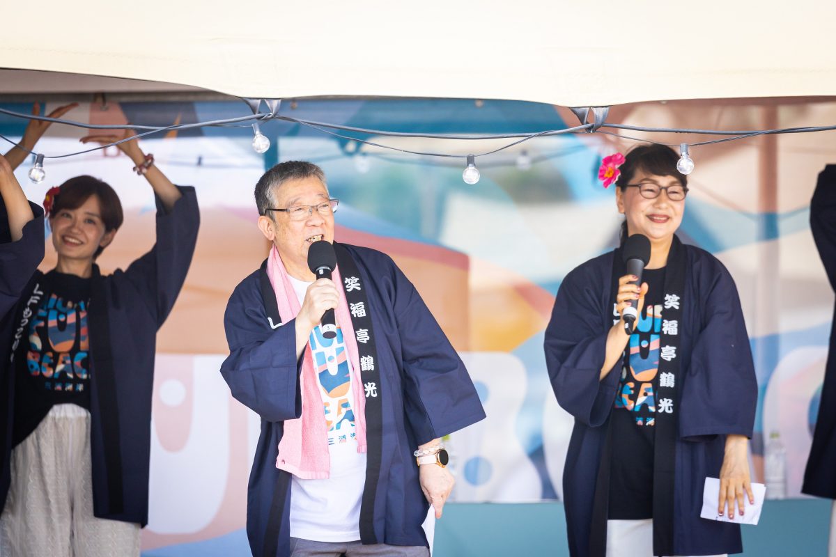 三浦海岸から公開生放送！大盛況の5時間！リスナー感謝イベント『ラジオビーチ in 三浦海岸2025～MIURA FUN BEACH～』