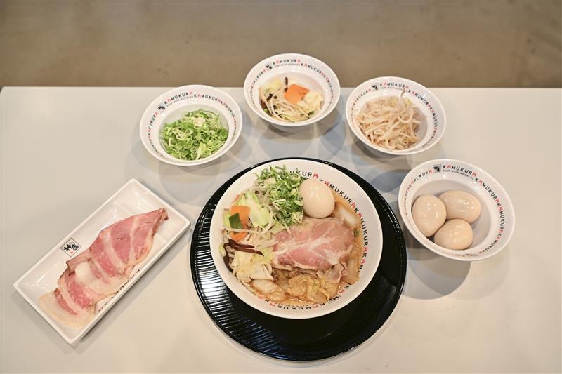 土屋太鳳が浴衣姿で登場！「どうとんぼり神座」新CM発表＆夏休みこども0円キャンペーン開催