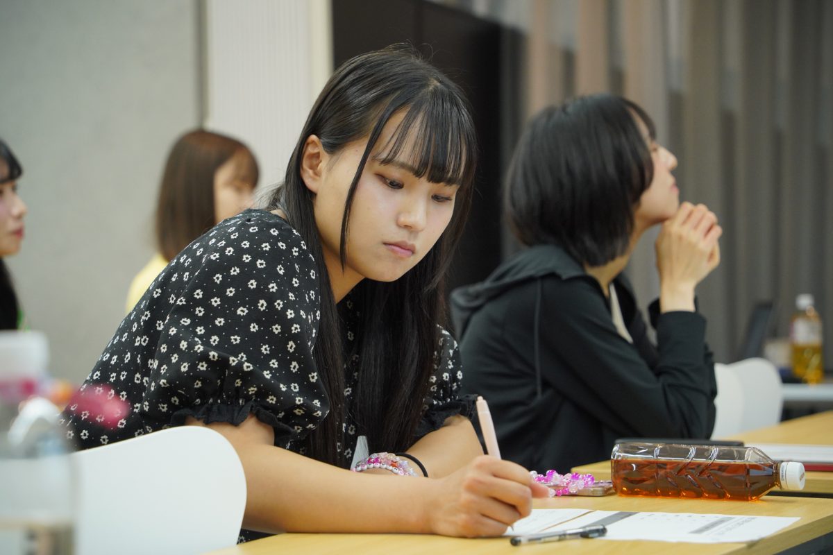 裏アカは本当に必要？アイドルが本音で語るSNSリスクとメンタル講座！