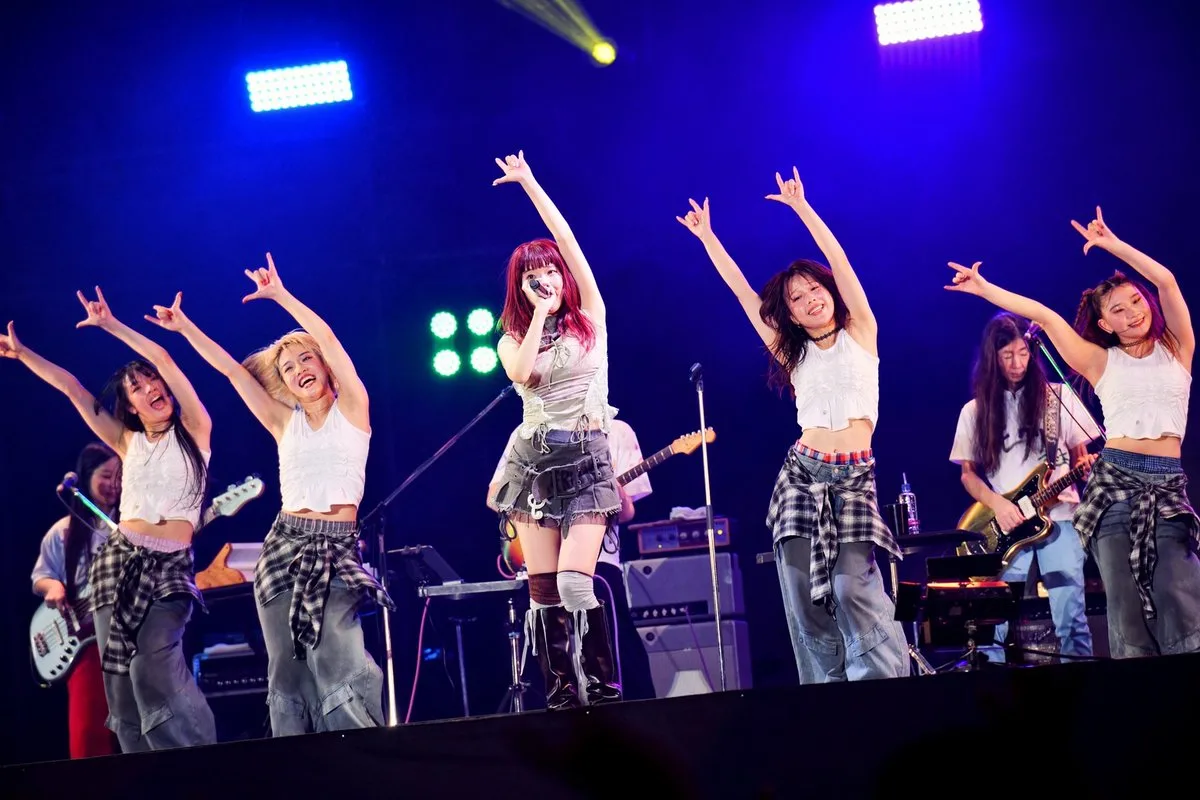 アイナ・ジ・エンド、新曲「革命道中」がリリースよりわずか2週間でストリーミング1,000万再生突破!!