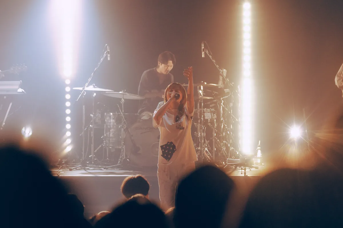 iri、EP「Seek」を引っさげたホールツアーがファイナルとなるLINE CUBE SHIBUYA追加公演にて終幕。