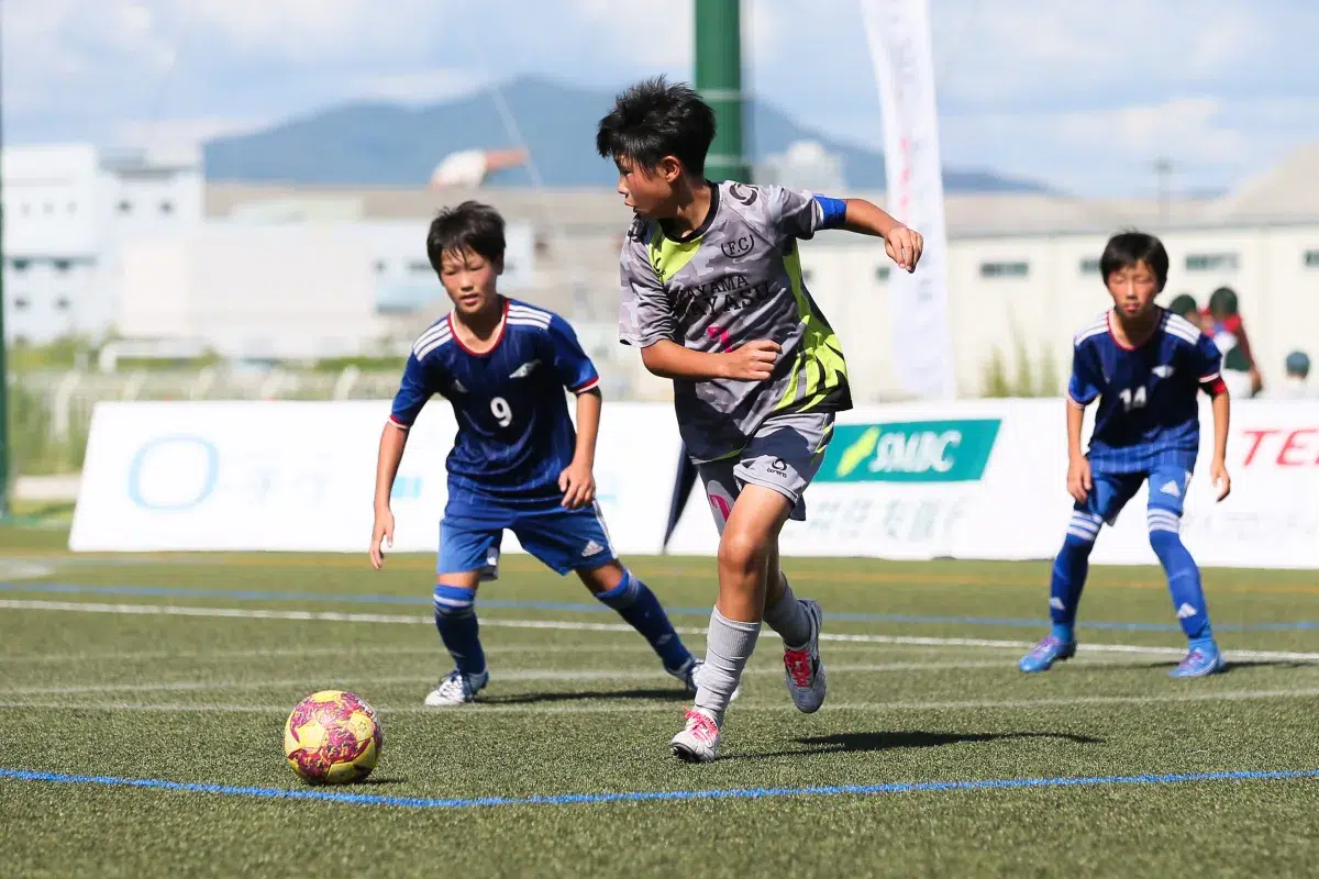 【LDH JAPAN】13回目を迎えるLDH JAPAN主催の小学生フットサル大会『EXILE CUP 2025』中国大会が広島県にて開催！LDH Social Innovation Officerの橘ケンチ、ゲストのEXILE NESMITHが出場36チーム・326名の子どもたちを応援！