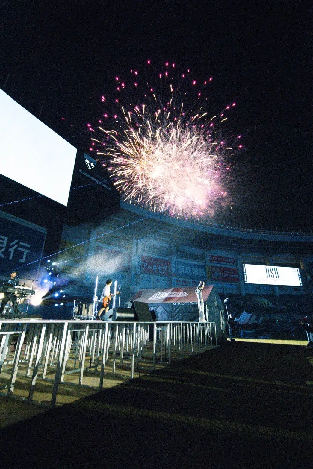 大塚 愛、真夏のZOZOマリンで約1万人を魅了した一夜限りのスペシャルライブ！ 幻想的な花火も咲いた！「BSW AFTER GAME PARTY」