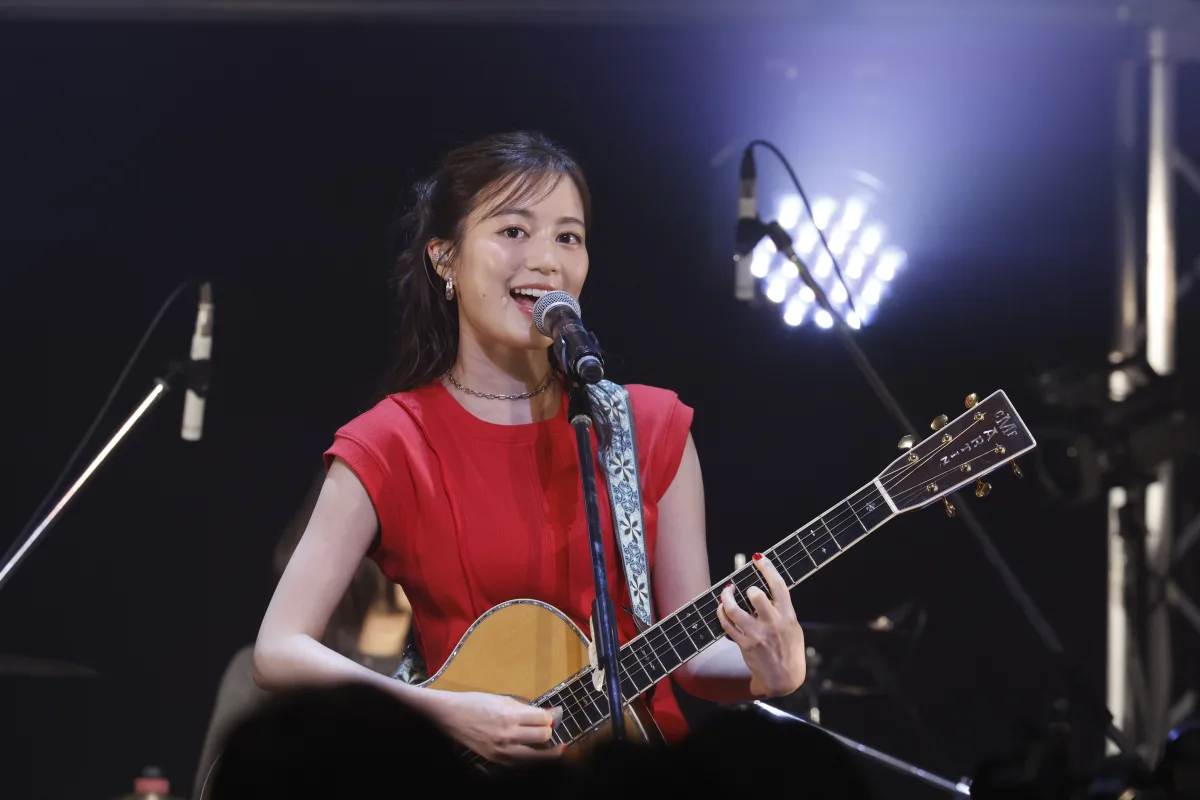 生田絵梨花とSHISHAMOのコラボバンド「IKUSHAMO」が熱狂の初ライブ！『三ツ矢サイダー』Presents「澄みきる！夏のIKUSHAMO トーク&ライブ」レポート