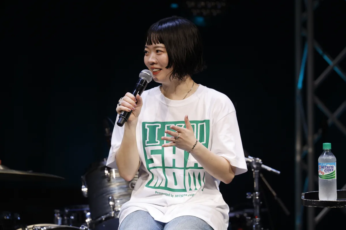 生田絵梨花とSHISHAMOのコラボバンド「IKUSHAMO」が熱狂の初ライブ！『三ツ矢サイダー』Presents「澄みきる！夏のIKUSHAMO トーク&ライブ」レポート