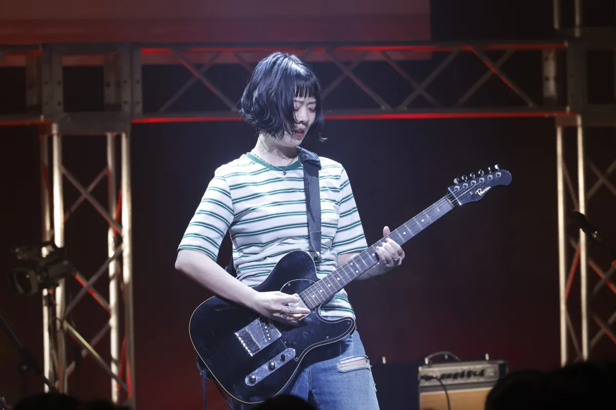 生田絵梨花とSHISHAMOのコラボバンド「IKUSHAMO」が熱狂の初ライブ！『三ツ矢サイダー』Presents「澄みきる！夏のIKUSHAMO トーク&ライブ」レポート