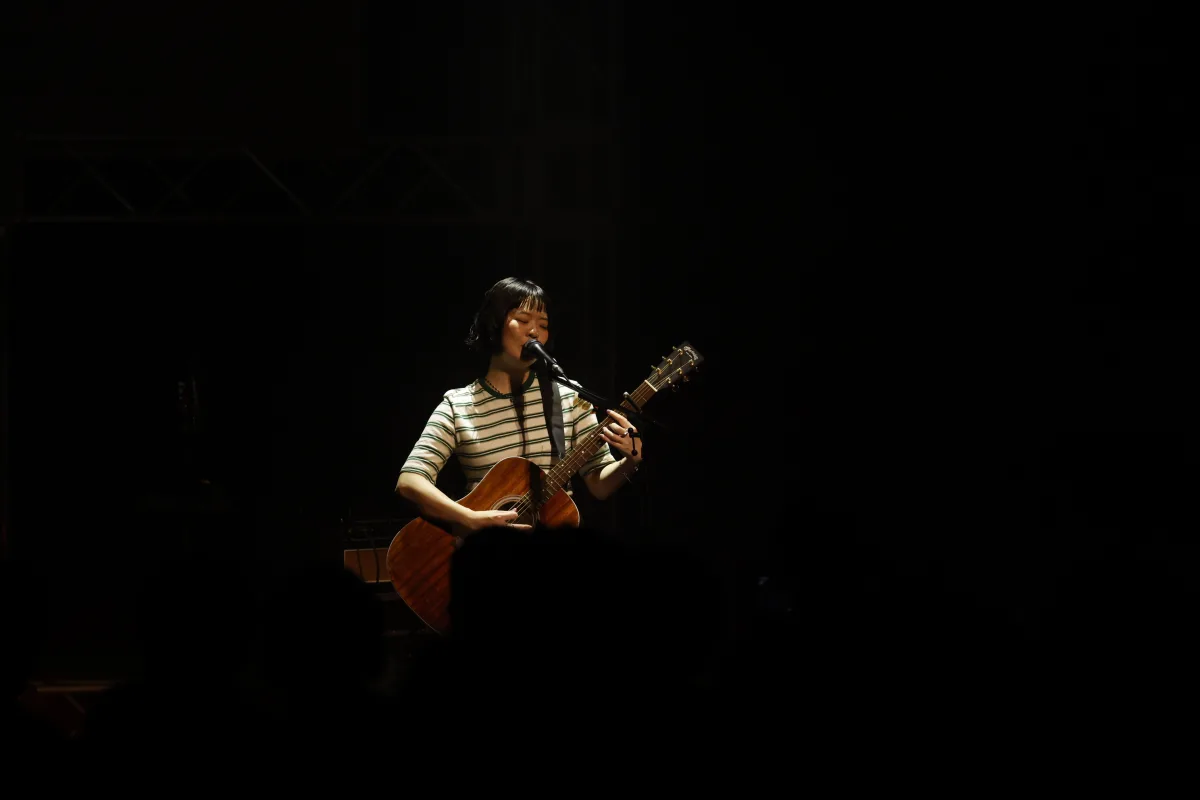 生田絵梨花とSHISHAMOのコラボバンド「IKUSHAMO」が熱狂の初ライブ！『三ツ矢サイダー』Presents「澄みきる！夏のIKUSHAMO トーク&ライブ」レポート