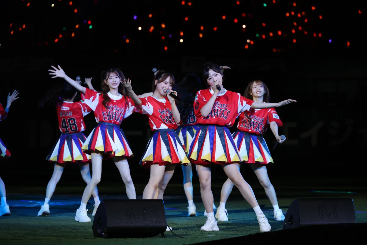 ソフトバンクホークス「鷹祭 SUMMER BOOST 2025」開幕！ 篠田麻里子 凱旋登板！ AKB48が新曲披露で大盛況