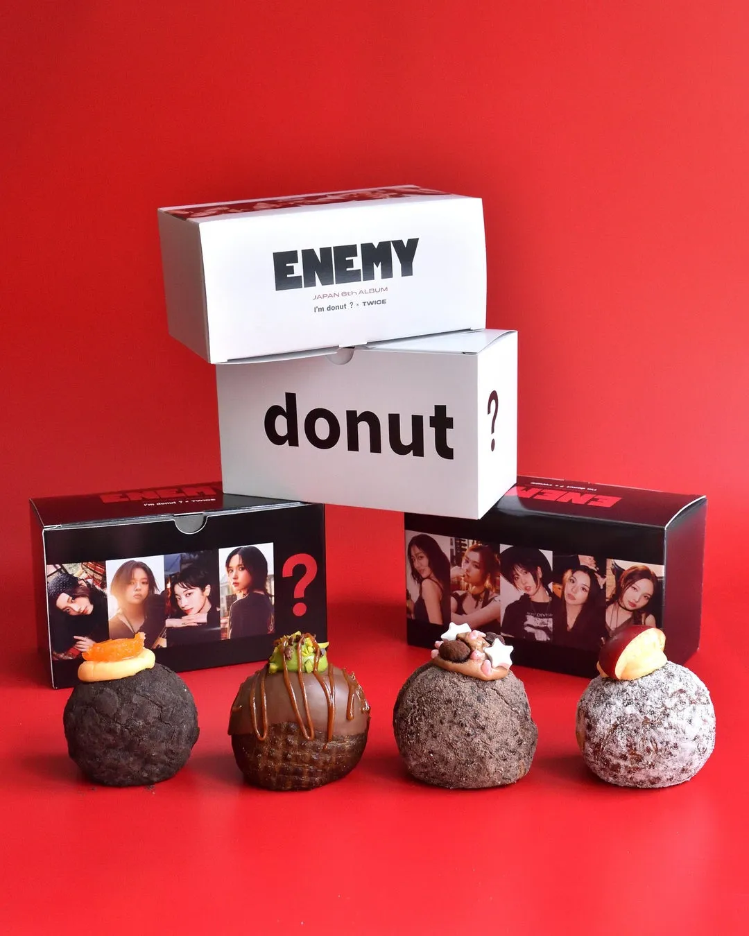 TWICEとI'm donut ?のコラボドーナツセット