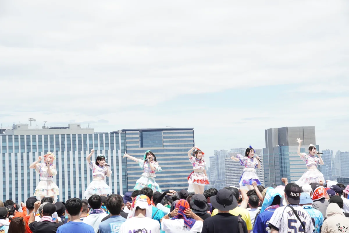 最高の夏がここにある！メノニューイヤー、TIFのSKY STAGEに降臨！