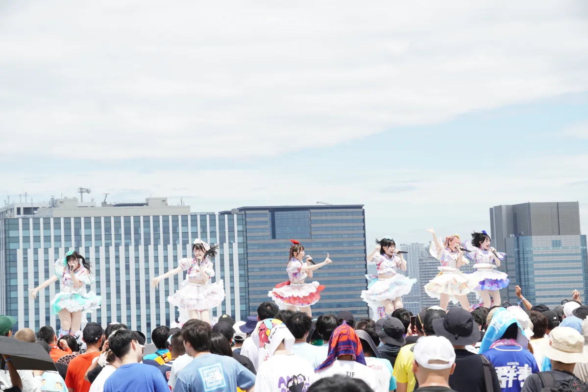 最高の夏がここにある！メノニューイヤー、TIFのSKY STAGEに降臨！