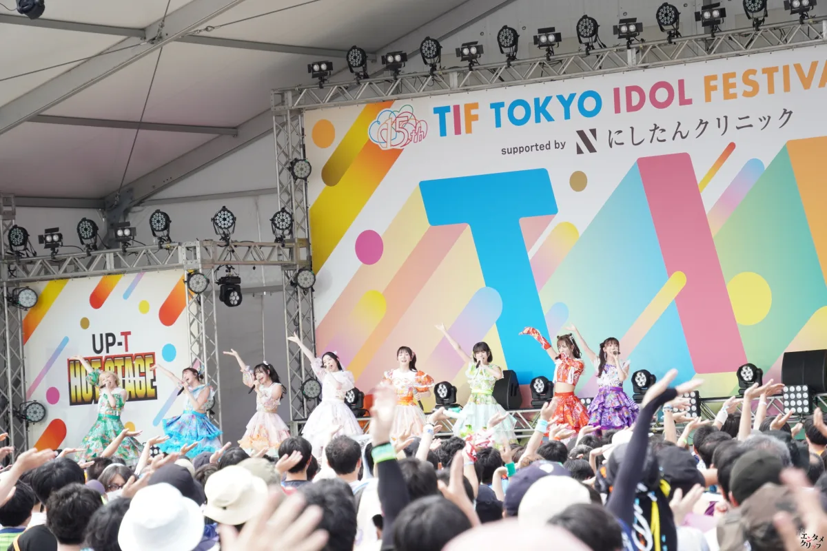 私立恵比寿中学、台風一過の「TIF」で熱狂のステージ！