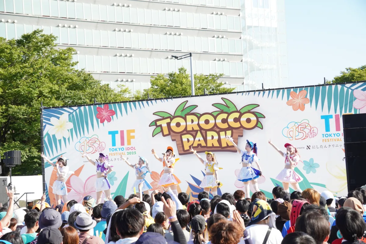 NANIMONO、新設「TOROCCO PARK」で大暴れ！ 人力トロッコで会場を席巻