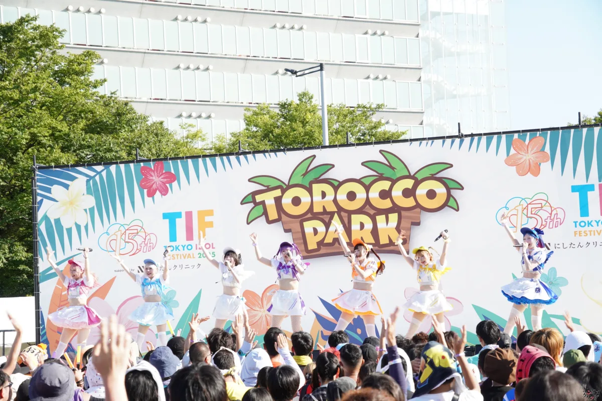 NANIMONO、新設「TOROCCO PARK」で大暴れ！ 人力トロッコで会場を席巻