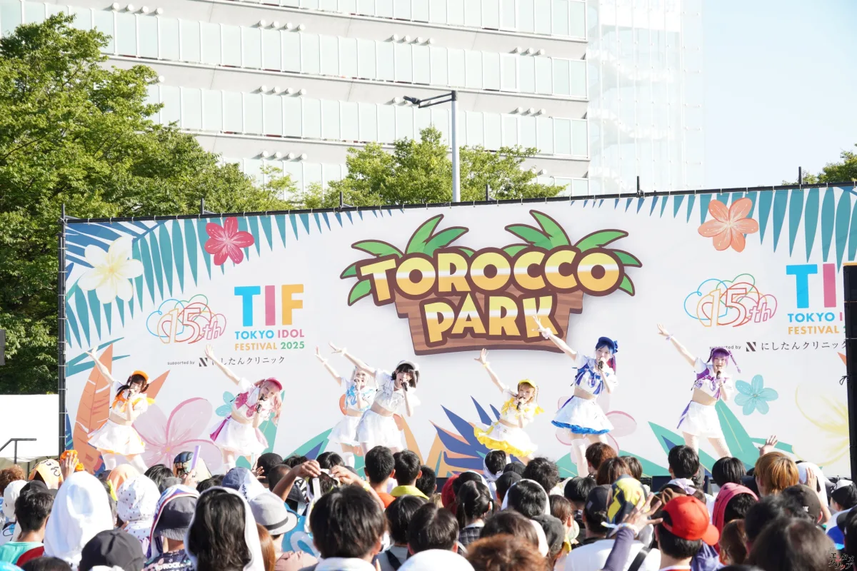 NANIMONO、新設「TOROCCO PARK」で大暴れ！ 人力トロッコで会場を席巻