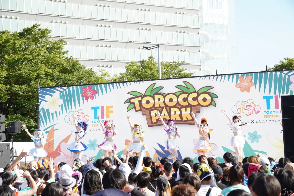NANIMONO、新設「TOROCCO PARK」で大暴れ！ 人力トロッコで会場を席巻