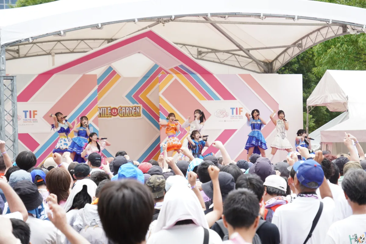 TIFでモーニング娘。への愛が爆発！アイドルたちが名曲をカバー ロージークロニクル 橋田歩果は「モーニング娘。さんを超えられるようなアイドルになれるように頑張りたい！」と宣言