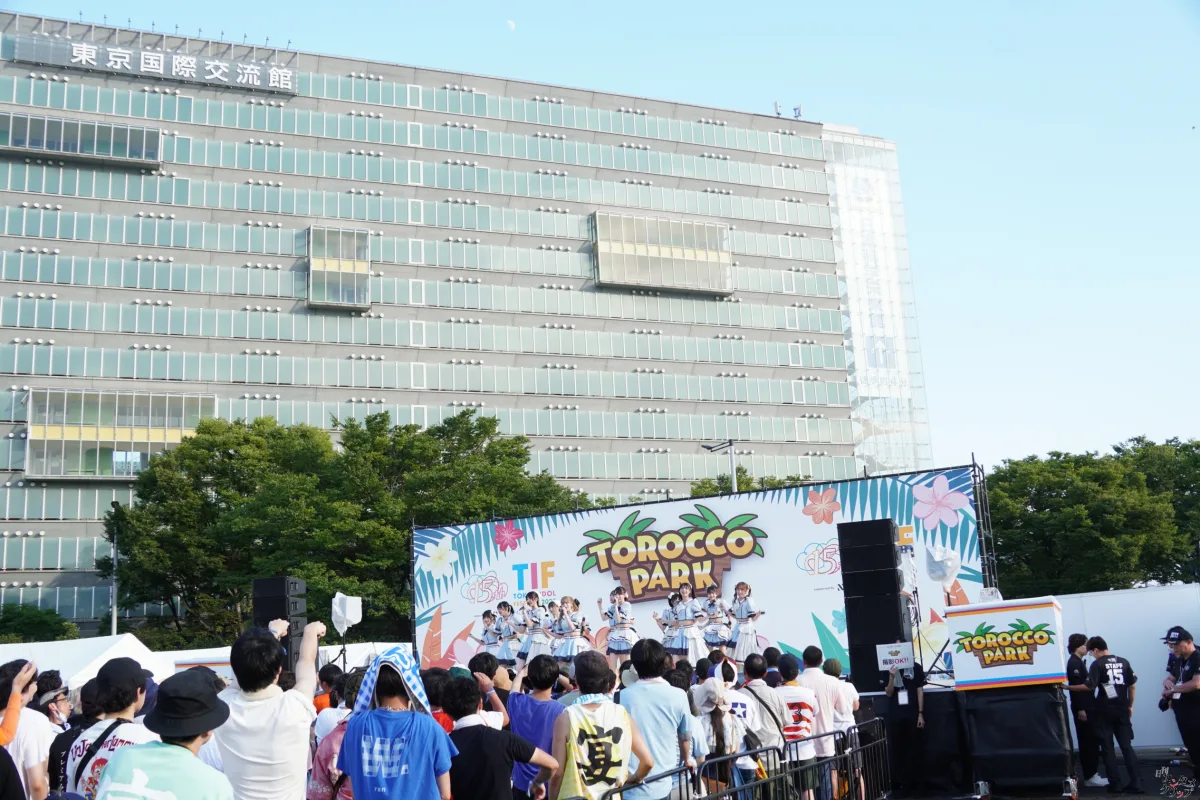 熱気がすごい! アイドルカレッジ、新設ステージ「TOROCCO PARK」に登場!伝説のステージを創り出す! 3 熱気がすごい! アイドルカレッジ、新設ステージ「TOROCCO PARK」に登場!伝説のステージを創り出す!