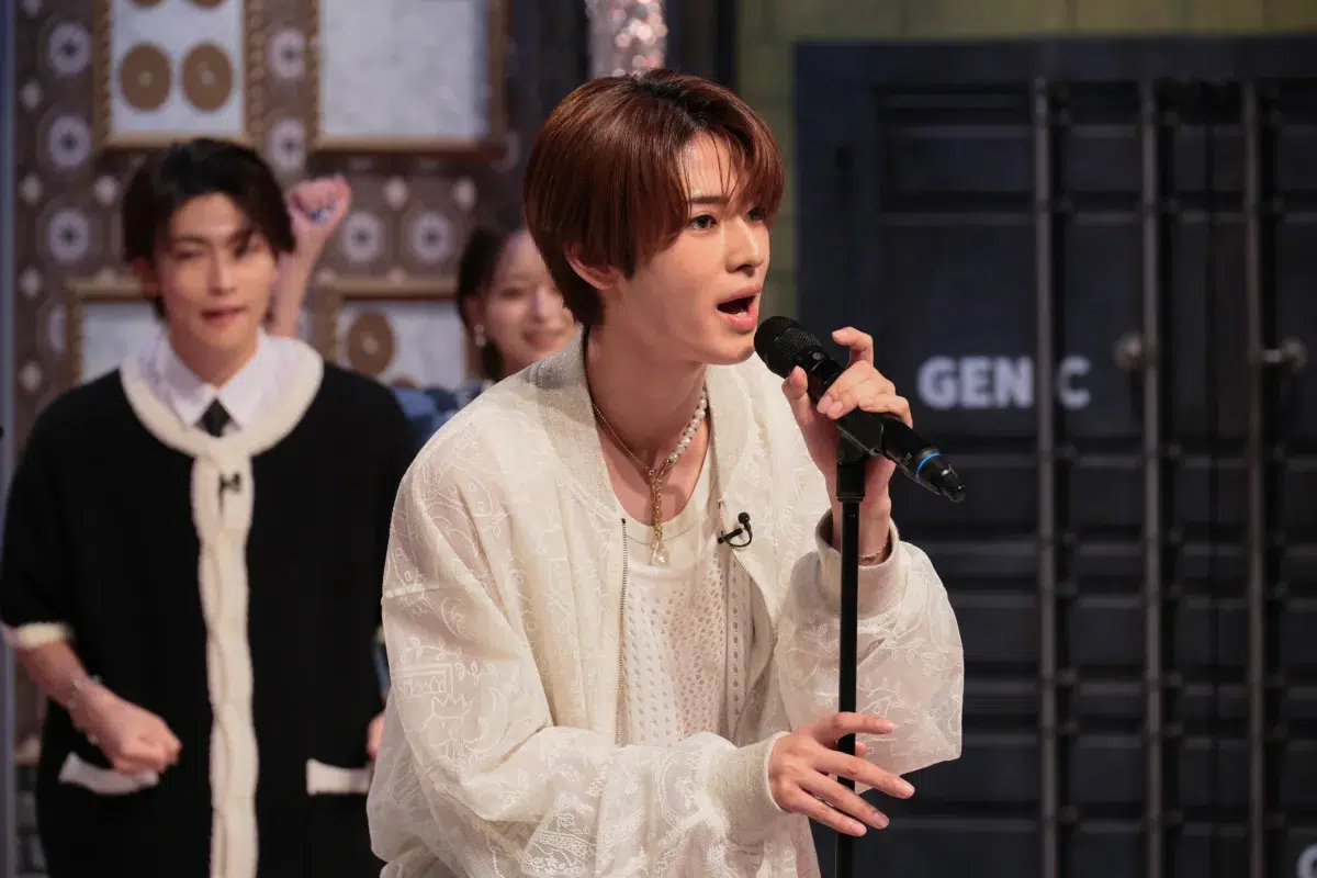 avexのDNAを継承する男女7人組ダンス&ボーカルグループ・GENIC 初の冠番組『GENIC hour』が読売テレビにて8月7日(木)よりレギュラー放送開始！ しかし放送初回から「知名度の低さ」を目の当たりにしGENIC一同意気消沈！ 自分たちを知らない層に刺さる名曲カラオケで新規層へのアピールなるか！？