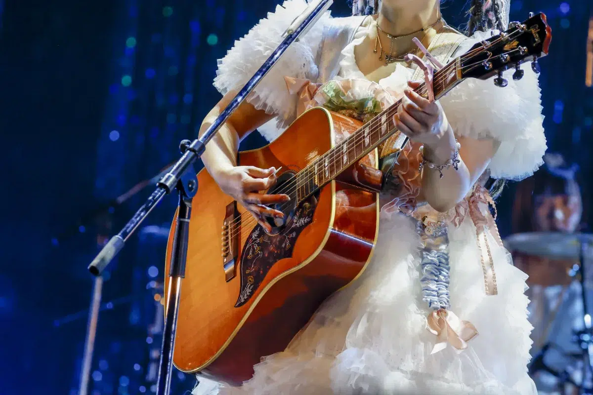 《コレサワ LIVE TOUR 2025 あたしを選んだ君と行くツアー》ライブレポートが到着 1 《コレサワ LIVE TOUR 2025 あたしを選んだ君と行くツアー》ライブレポートが到着