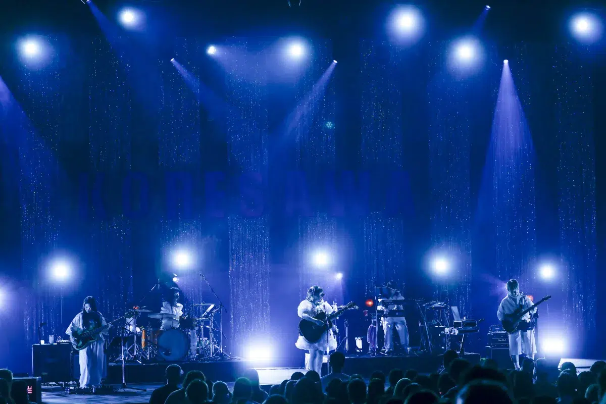 《コレサワ LIVE TOUR 2025 あたしを選んだ君と行くツアー》ライブレポートが到着 19 《コレサワ LIVE TOUR 2025 あたしを選んだ君と行くツアー》ライブレポートが到着