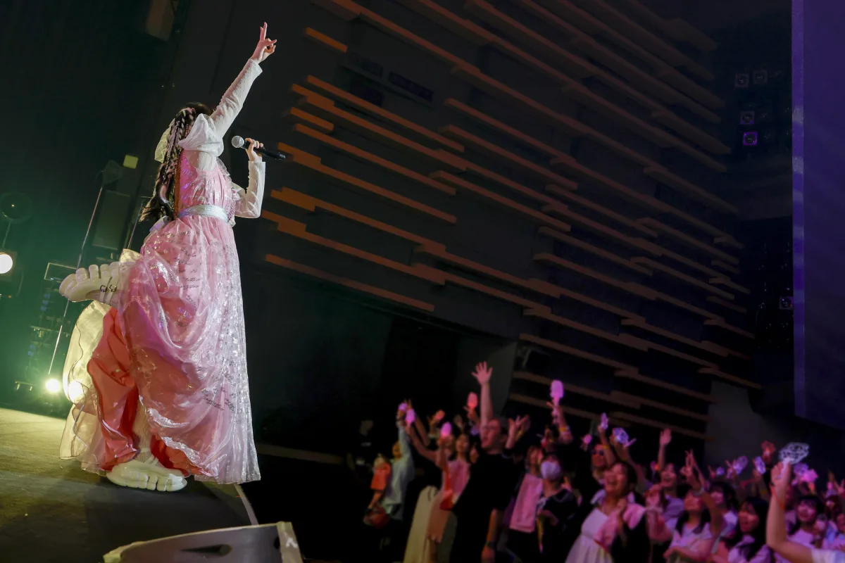《コレサワ LIVE TOUR 2025 あたしを選んだ君と行くツアー》ライブレポートが到着 28 《コレサワ LIVE TOUR 2025 あたしを選んだ君と行くツアー》ライブレポートが到着