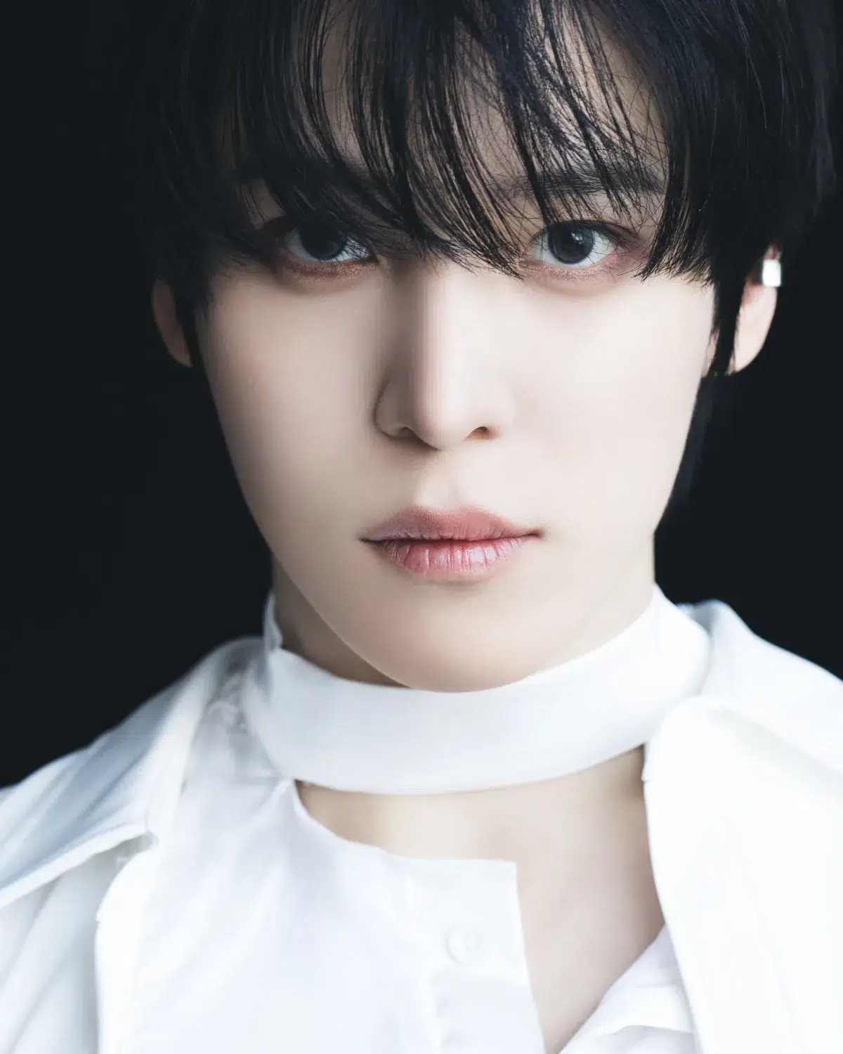 ATEEZ(エイティーズ) 9/17(水)発売のJAPAN 2ND FULL ALBUM「Ashes to Light」オールホワイトコーデで強さを秘めた感性を演出 第2弾メンバーソロコンセプトフォトがすべて公開！