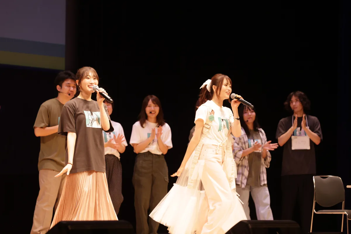山崎怜奈、ダレハナ夏祭りで熱唱！豪華ゲストと夢の共演にファン熱狂！