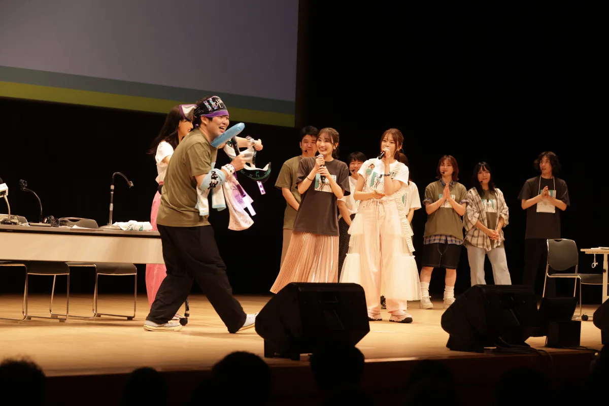 山崎怜奈、ダレハナ夏祭りで熱唱！豪華ゲストと夢の共演にファン熱狂！