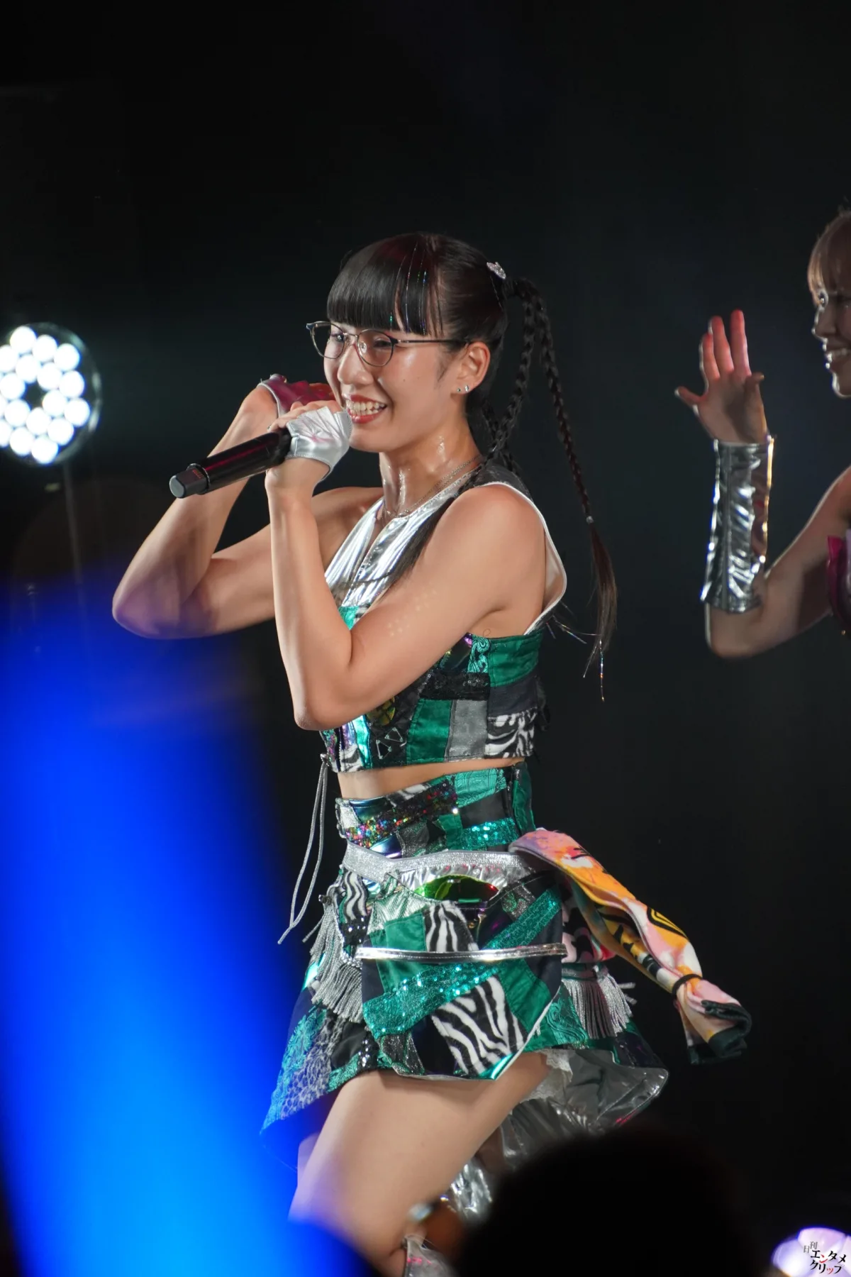 仮面女子、東名阪ツアーファイナル大盛況！新曲初披露に長州小力も乱入で熱狂の渦