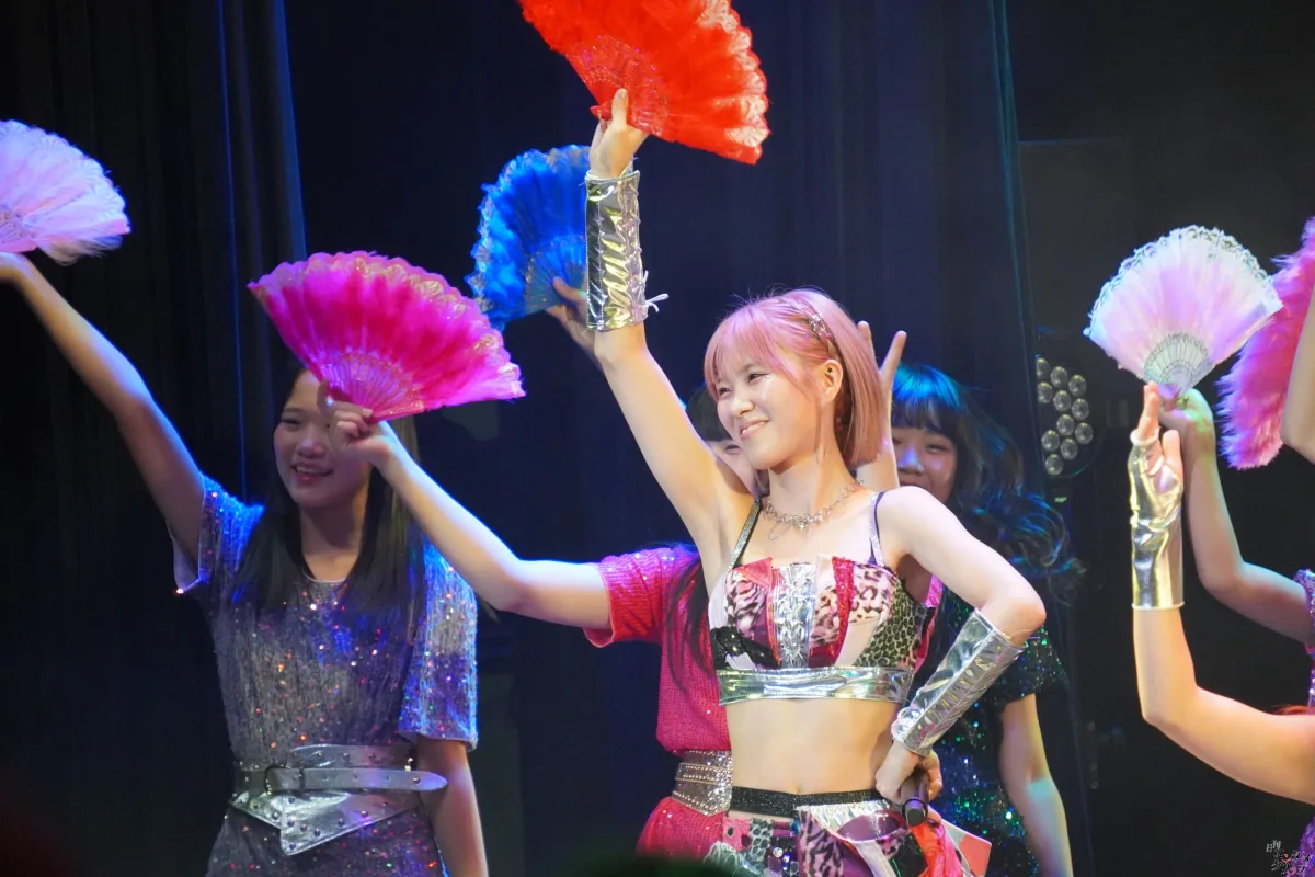 仮面女子、東名阪ツアーファイナル大盛況！新曲初披露に長州小力も乱入で熱狂の渦