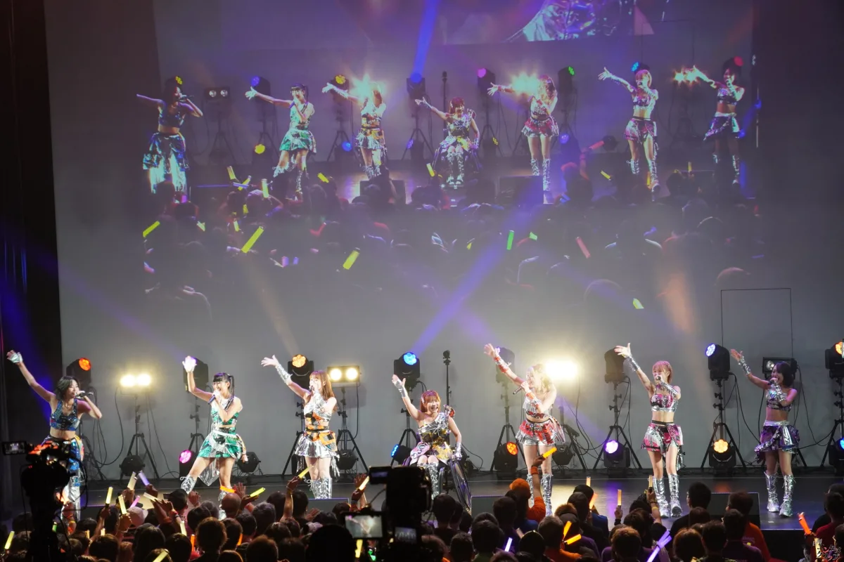 仮面女子、東名阪ツアーファイナル大盛況！新曲初披露に長州小力も乱入で熱狂の渦