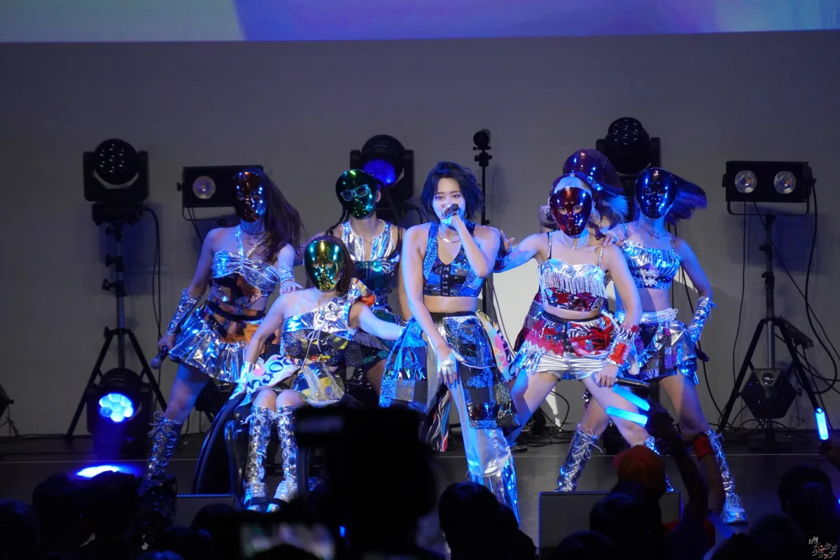 仮面女子、東名阪ツアーファイナル大盛況！新曲初披露に長州小力も乱入で熱狂の渦