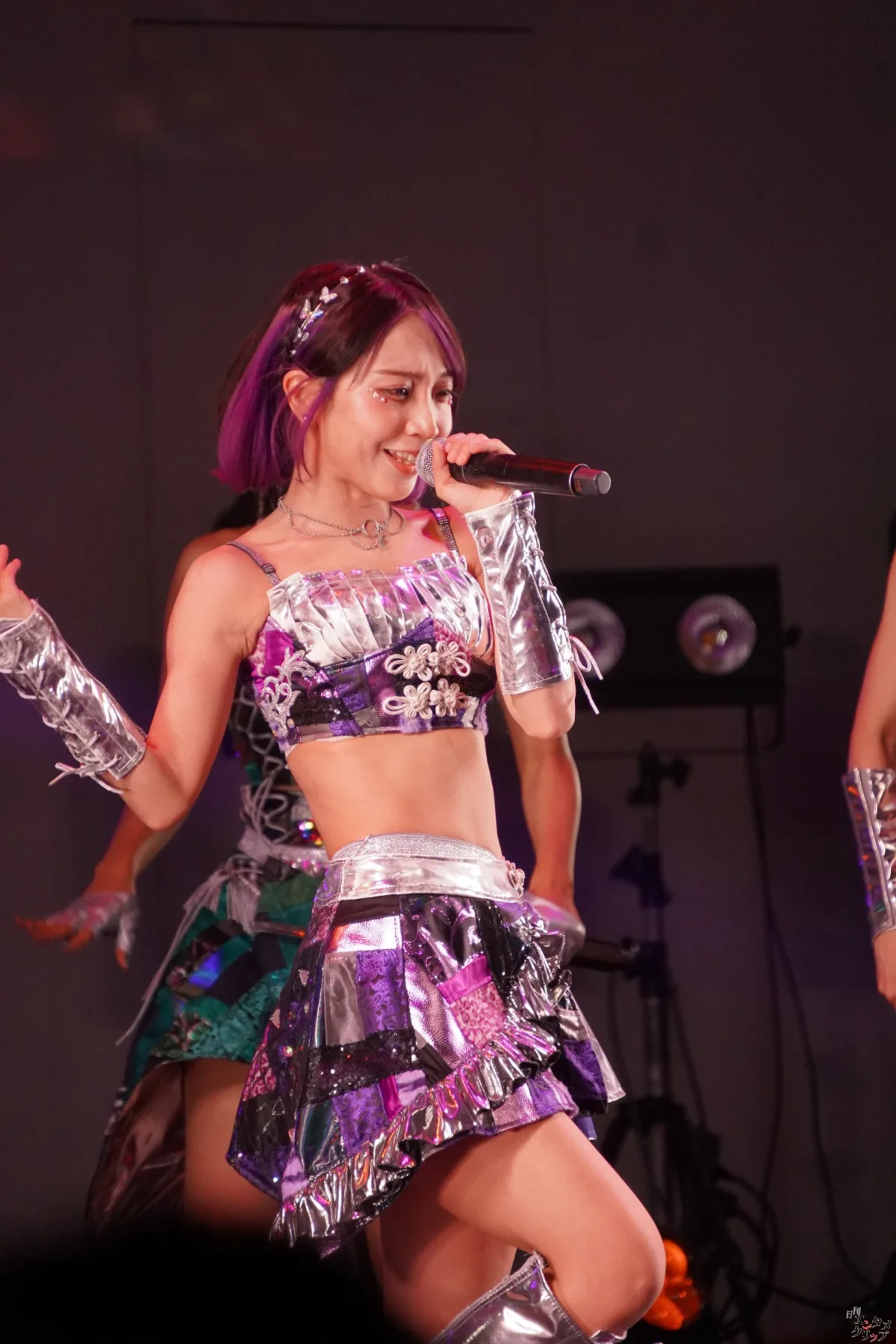 仮面女子、東名阪ツアーファイナル大盛況！新曲初披露に長州小力も乱入で熱狂の渦