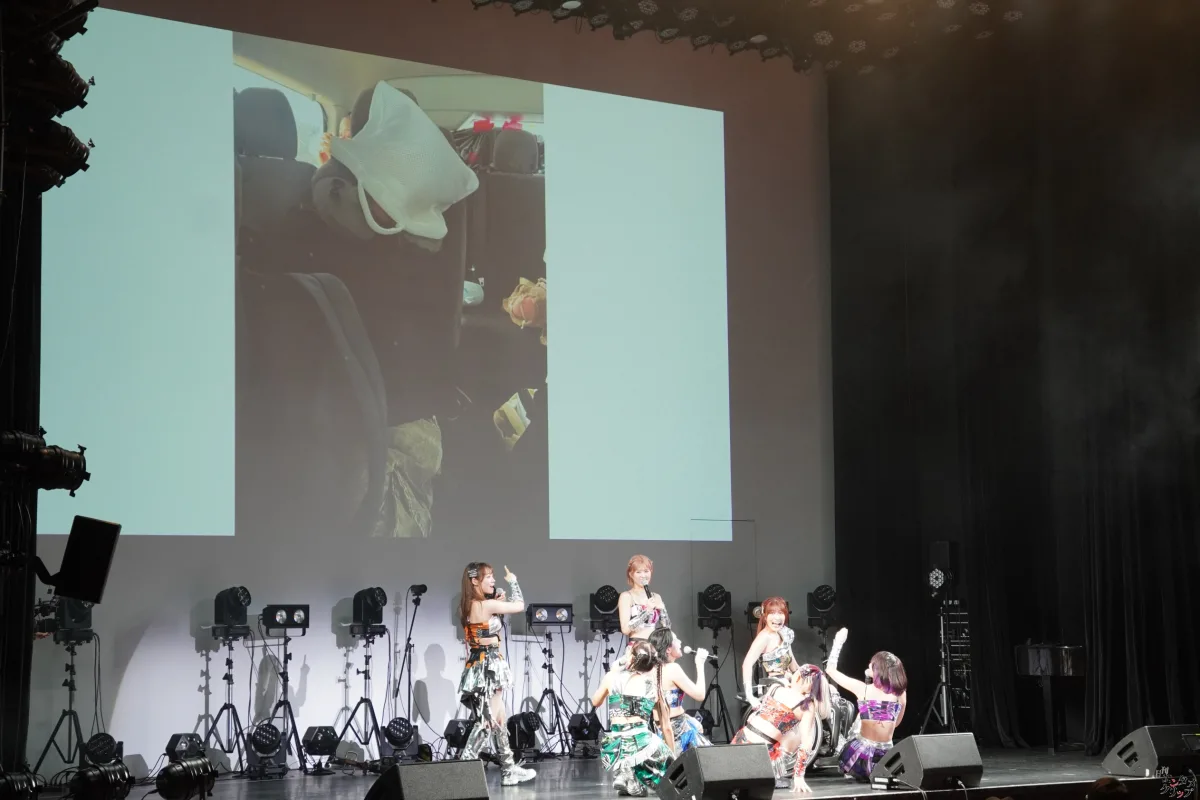 仮面女子、東名阪ツアーファイナル大盛況！新曲初披露に長州小力も乱入で熱狂の渦