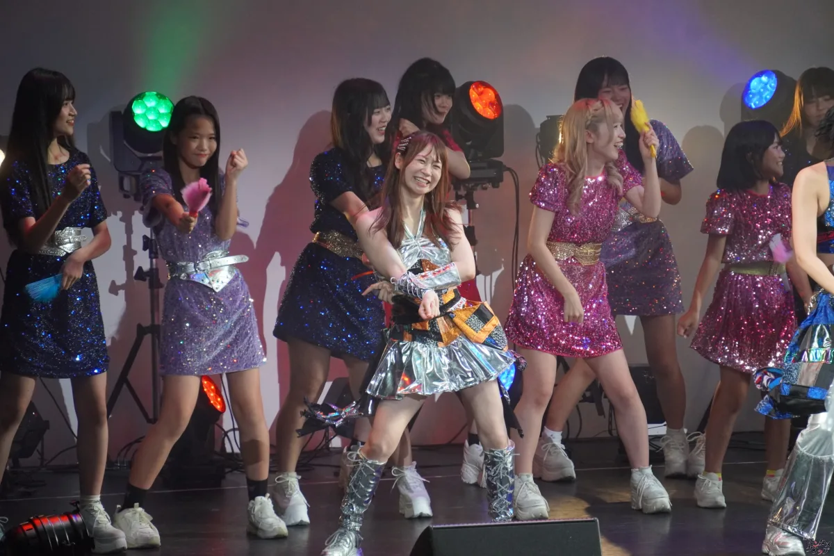 仮面女子、東名阪ツアーファイナル大盛況！新曲初披露に長州小力も乱入で熱狂の渦